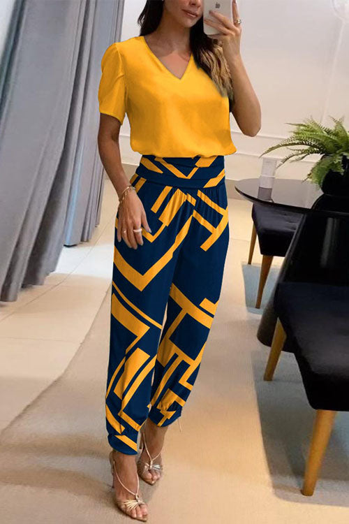 Alea V-Neck Two-Piece Set